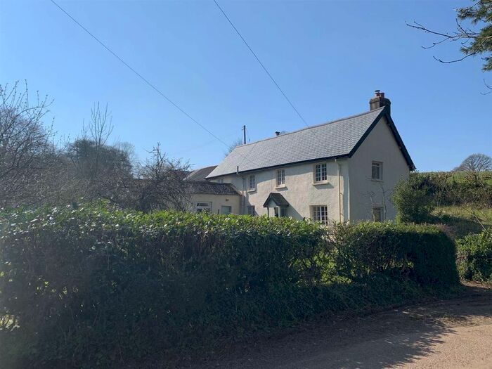 4 Bedroom Property To Rent In Pennymoor, Tiverton, EX16