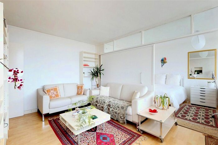 1 Bedroom Flat To Rent In Golden Lane, London, EC1Y