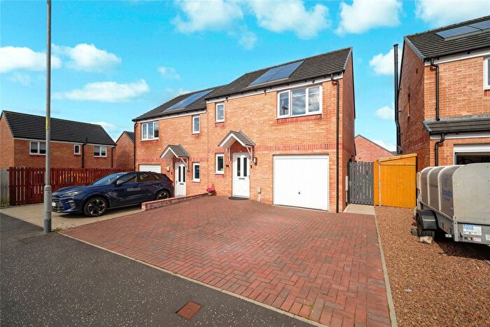 3 Bedroom Semi-Detached House For Sale In Todhills Place, Cumbernauld, Glasgow, G68