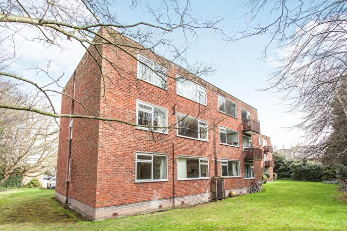 2 Bedroom Flat To Rent In Cambanks, Cambridge, CB4