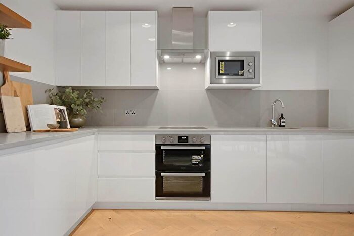 1 Bedroom Flat To Rent In Bell Foundry Close, Croydon, London, CR0