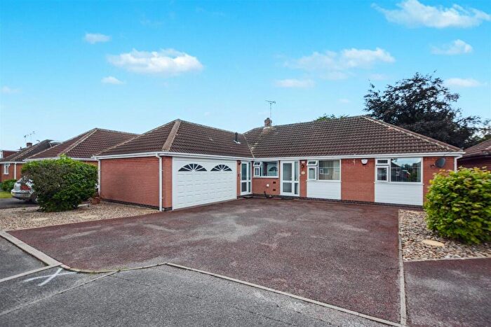 3 Bedroom Detached Bungalow For Sale In Heath Gardens, Breaston, DE72