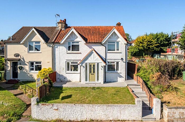 4 Bedroom Semi-Detached House For Sale In Glebe Lane, Maidstone, ME16