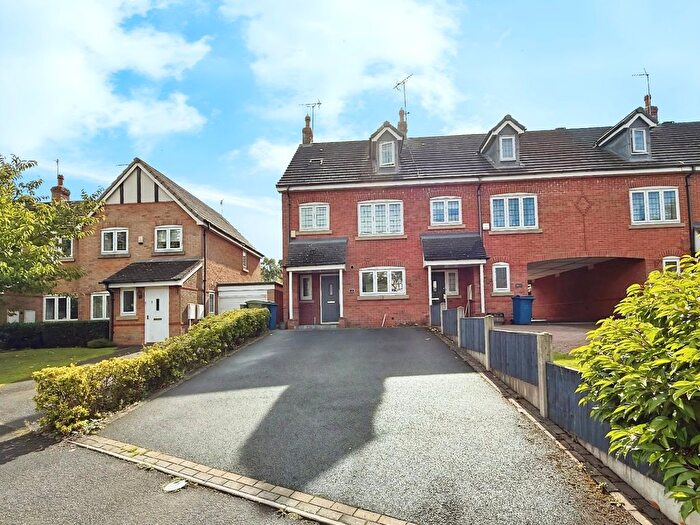 3 Bedroom Semi-Detached House For Sale In Lister Grove, Blythe Bridge, Stoke-On-Trent, Staffordshire, ST11