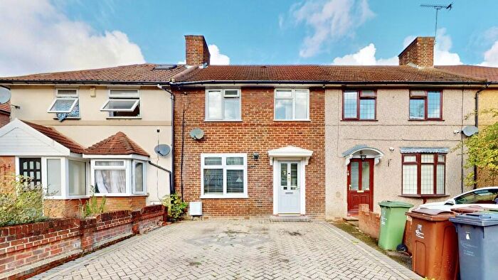 3 Bedroom Terraced House To Rent In Cartwright Road, Dagenham, London, RM9