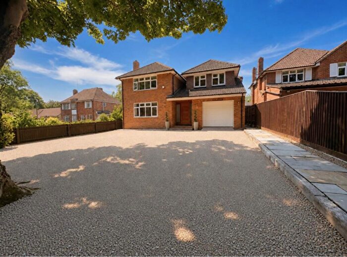 6 Bedroom Detached House For Sale In Lumbertubs Lane, Boothville, Northampton, NN3