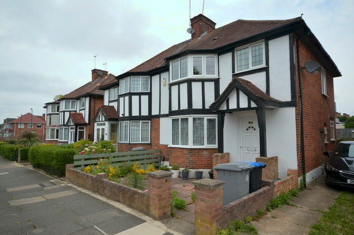 4 Bedroom Semi-Detached House To Rent In Vivian Avenue, Wembley, HA9