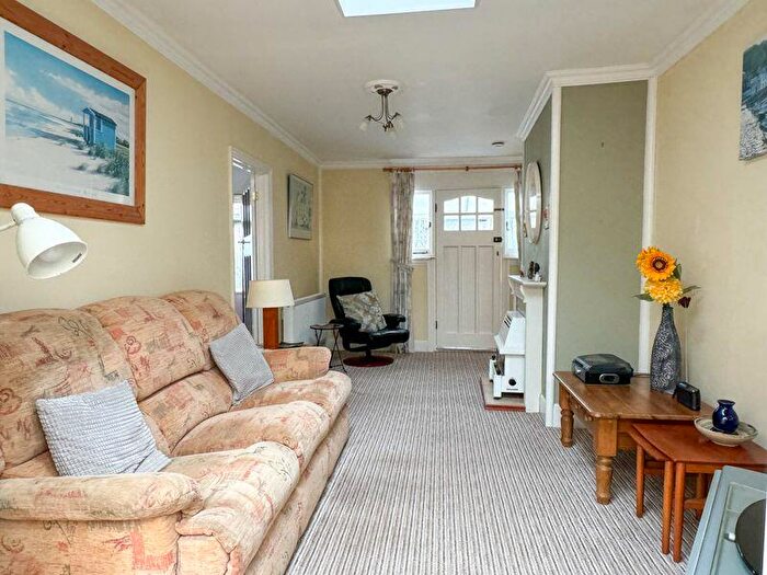 2 Bedroom Detached Bungalow For Sale In Rife Way, Felpham, PO22