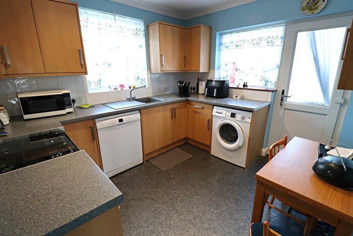 2 Bedroom Semi-Detached Bungalow For Sale In Fulford Drive, Eastwood, Leigh-On-Sea, SS9