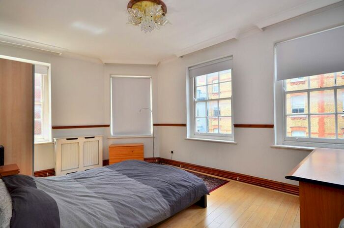 2 Bedroom Flat To Rent In Weymouth Street, Marylebone, London, W1G