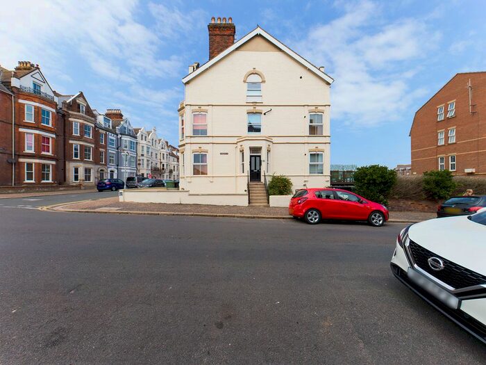 Houses for sale & to rent in NR27 0AJ, Overstrand Road, Suffield Park