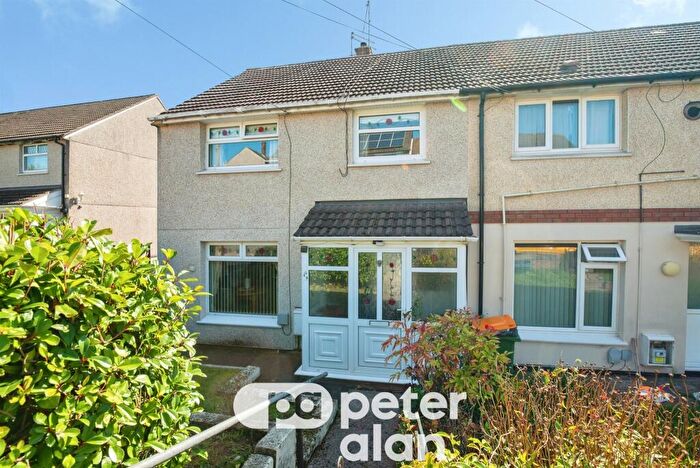 3 Bedroom Semi-Detached House For Sale In Trent Road, Bettws, Newport, NP20