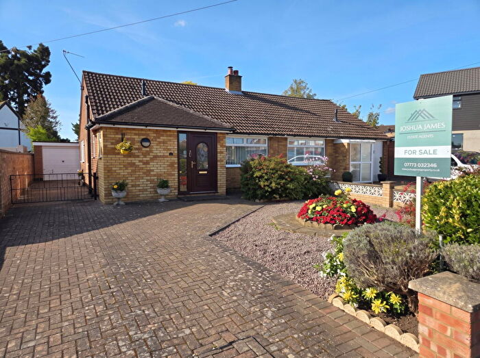 2 Bedroom Semi-Detached Bungalow For Sale In Spencer Close, Potton, SG19