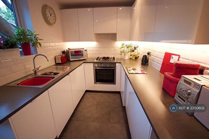 2 Bedroom Flat To Rent In Harlesden, London, NW10