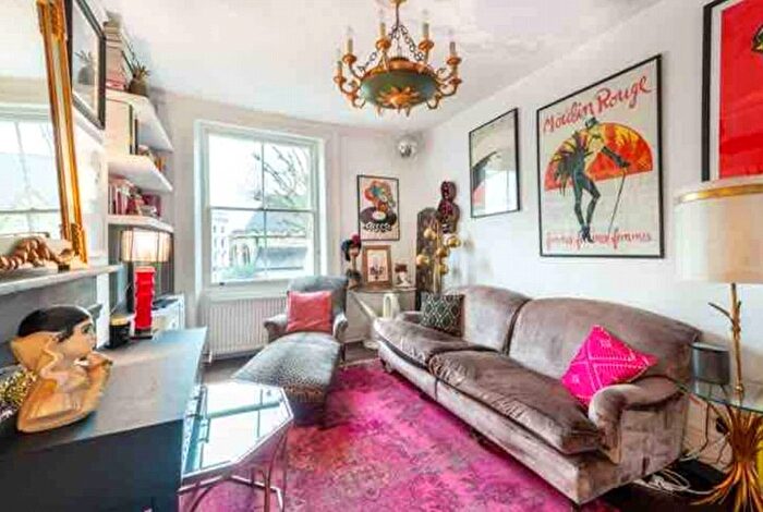 1 Bedroom Flat To Rent In Talbot Road, Westbourne Green, London, W2
