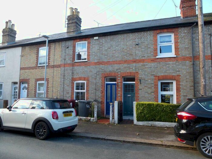 2 Bedroom Property To Rent In Wykeham Road, Reading RG6