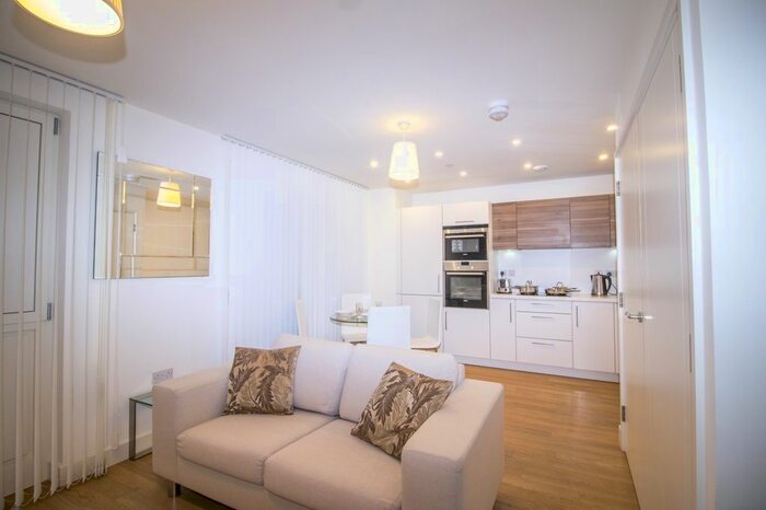 1 Bedroom Flat To Rent In Jefferson Plaza, No The Avenue, Bow, London, E3