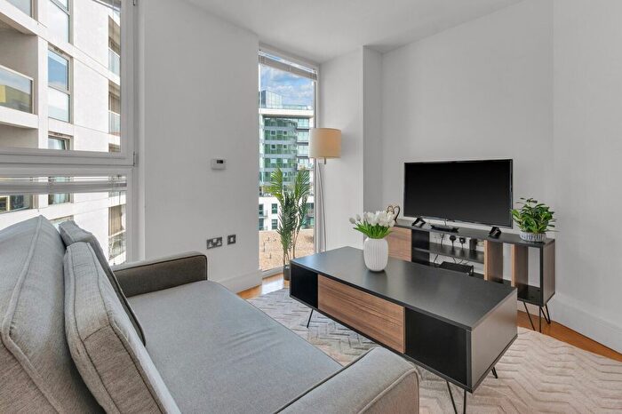 1 Bedroom Flat To Rent In Isle Of Dogs, E14