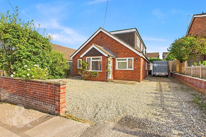 4 Bedroom Bungalow For Sale In Woodlands Road, New Costessey, Norwich, NR5