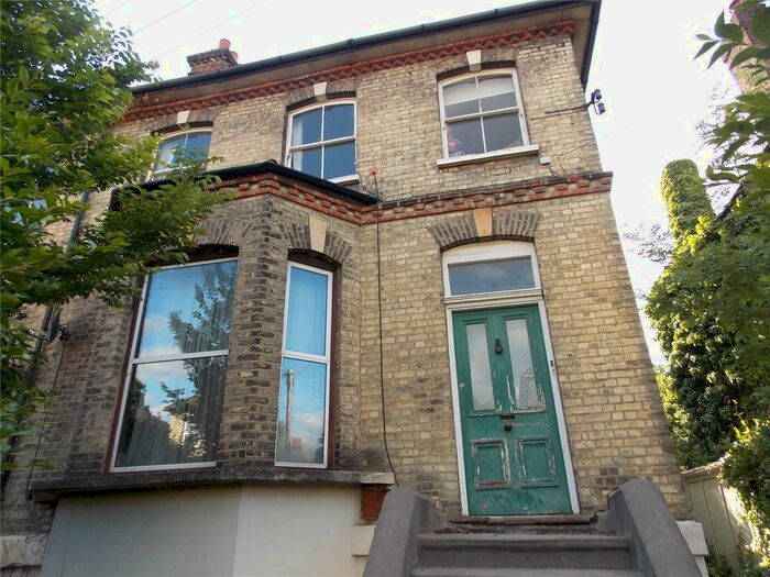 1 Bedroom Flat To Rent In Versailles Road, London, SE20