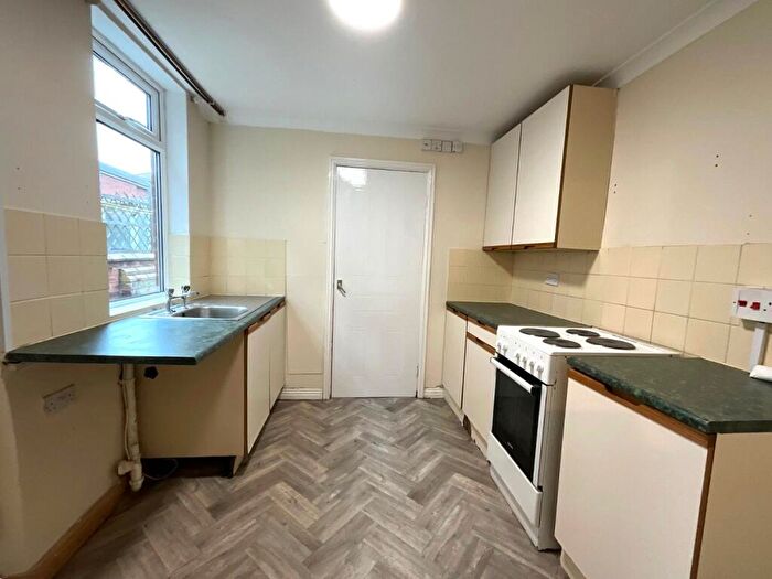 1 Bedroom Flat To Rent In Ground Floor Flat, St. Catherines Avenue, Doncaster, DN4