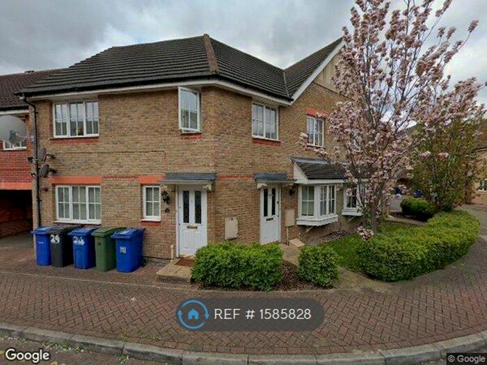 2 Bedroom Maisonette To Rent In Plymouth Road, Chafford Hundred, RM16