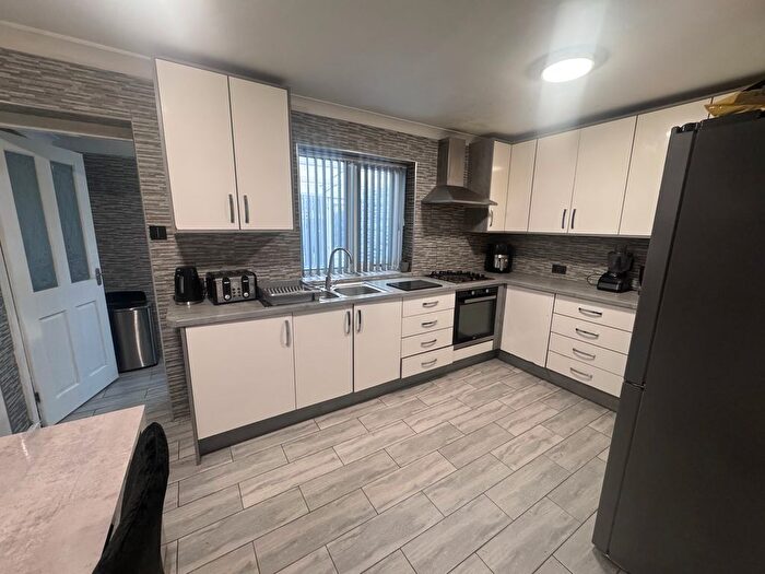 4 Bedroom Property To Rent In Pitmaston Road, Hall Green, Birmingham, B28