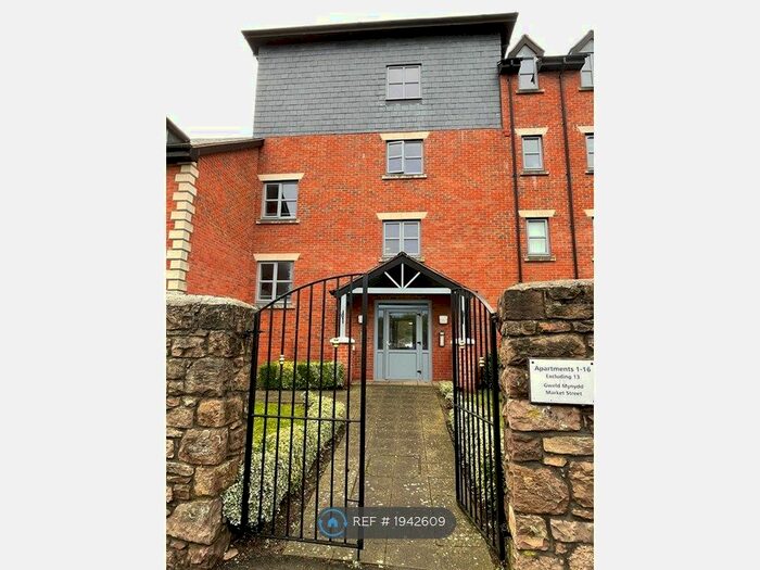 1 Bedroom Flat To Rent In Market Street, Ruthin, LL15