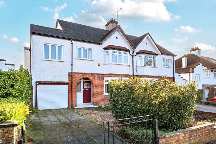 5 Bedroom Semi Detached House For Sale In King Charles Road, Surbiton, KT5