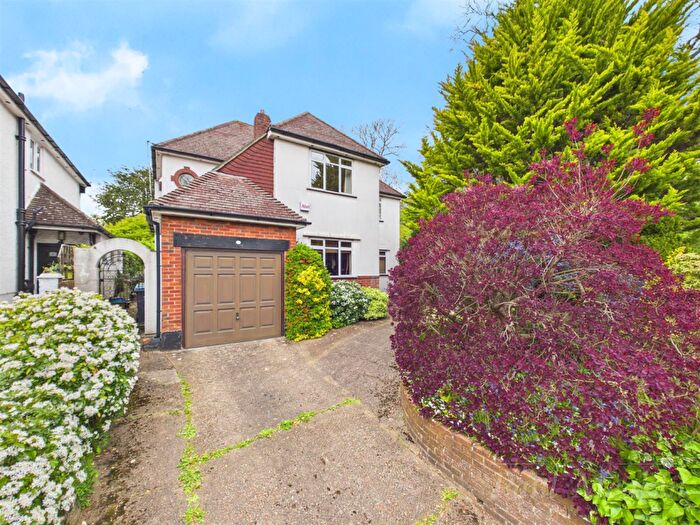 3 Bedroom House For Sale In Addington Road, South Croydon, CR2