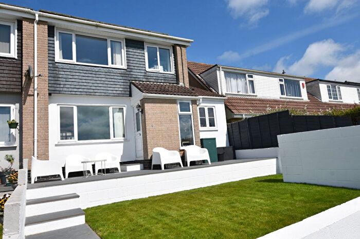 4 Bedroom Semi Detached House For Sale In Polgrain Road, Tolvaddon, Camborne, Cornwall, TR14