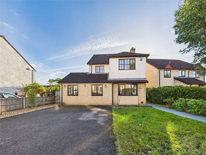 4 Bedroom Detached House For Sale In Hollyguest Road, Hanham, Bristol, BS15