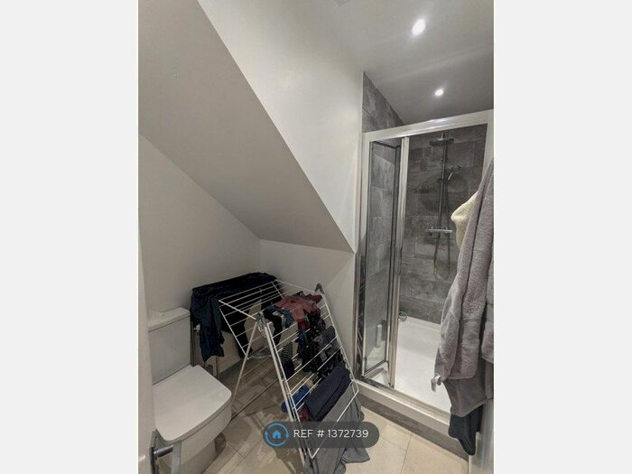 2 Bedroom Terraced House To Rent In Bell Street, Marylebone, NW1