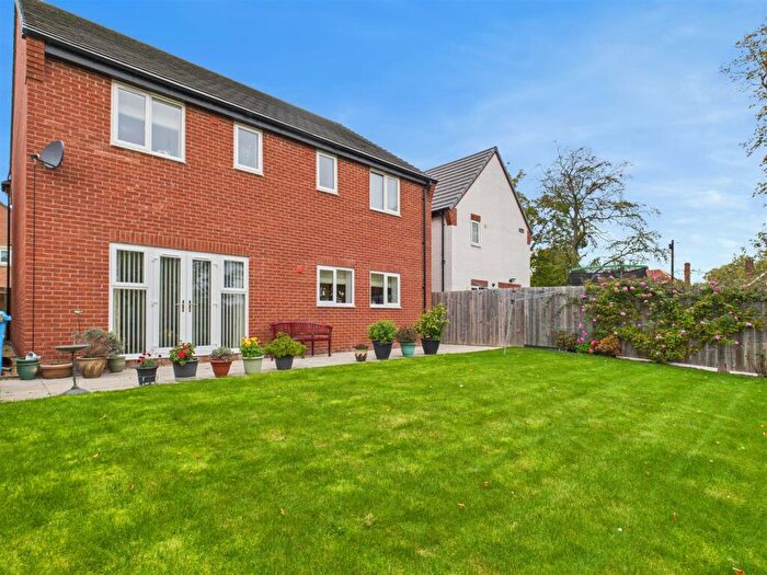 4 Bedroom Detached House For Sale In Wordsworth Avenue, Kirk Ella, HU10