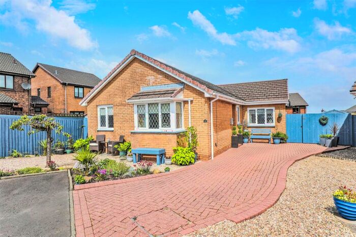 2 Bedroom Bungalow For Sale In Shuna Place, Newton Mearns, Glasgow, East Renfrewshire, G77