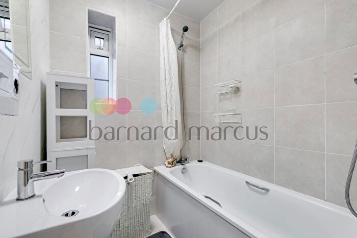 2 Bedroom Terraced House To Rent In London Road, Thornton Heath, CR7