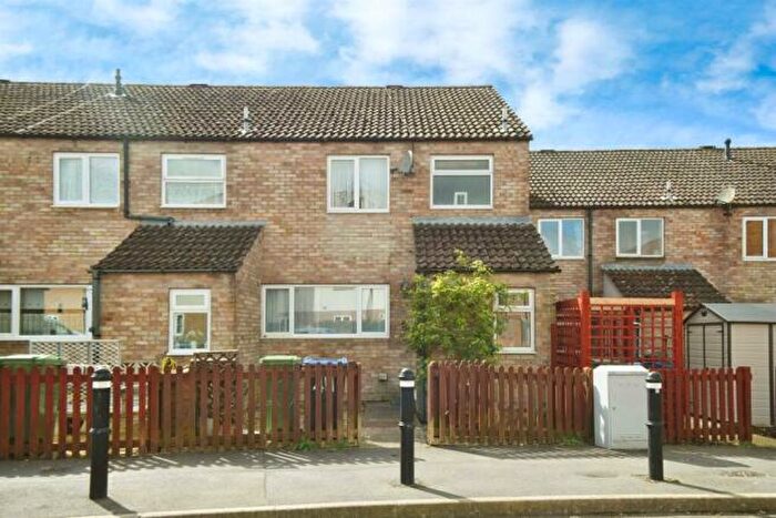 3 Bedroom House To Rent In Woodroffe Square, Calne, SN11