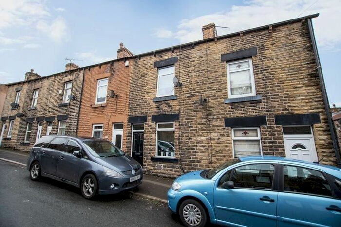 3 Bedroom Terraced House To Rent In Pond Street, Barnsley, S70