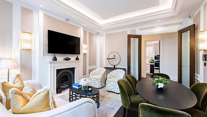 2 Bedroom Flat To Rent In Prince Of Wales Terrace, London, W8