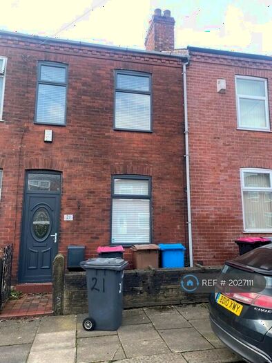 3 Bedroom Terraced House To Rent In Higher Croft, Eccles, Manchester, M30