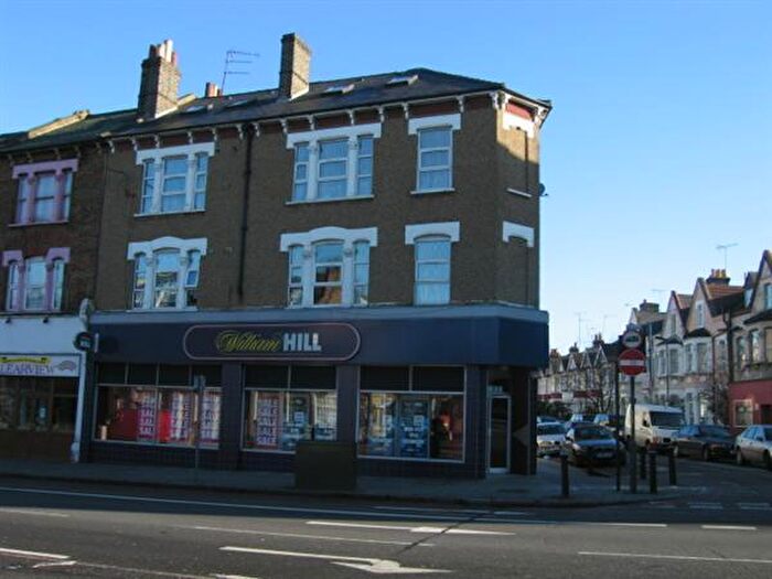 1 Bedroom Property To Rent In High Road, London, N15