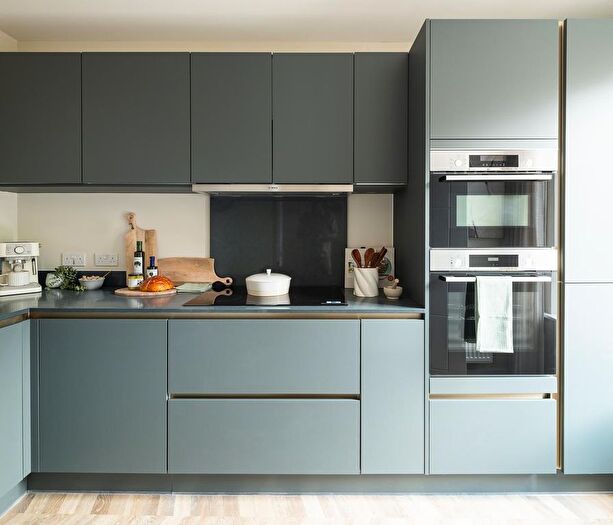 3 Bedroom Detached House For Sale In Trinity Park, Woolwich, SE18