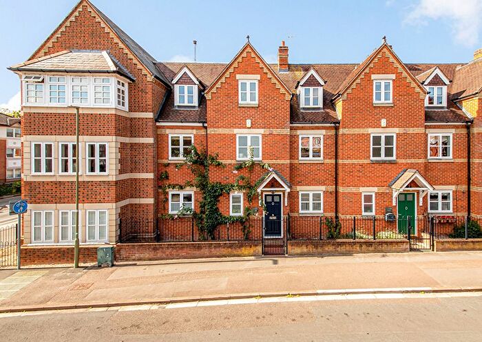 4 Bedroom Town House For Sale In Victoria Road, Abingdon, OX14