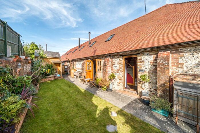 3 Bedroom Barn Conversion For Sale In Houghton, Arundel, BN18