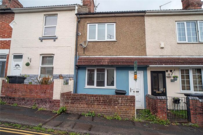 3 Bedroom Terraced House For Sale In Morse Street, Town Centre, Swindon, SN1