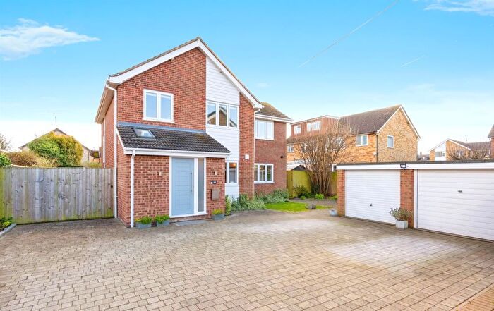 4 Bedroom Detached House For Sale In Bryants Acre, Wendover, Aylesbury, HP22