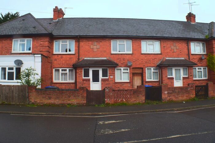 3 Bedroom Semi-Detached House To Rent In St Davids Road, Northampton, NN2