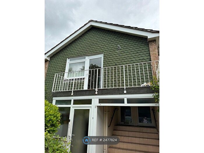 3 Bedroom Maisonette To Rent In Reigate Hill, Reigate, RH2