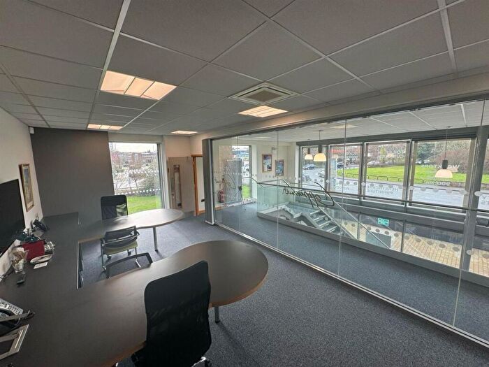 Commercial Property To Rent In Office Space - Boscombe Road, Dunstable, LU5