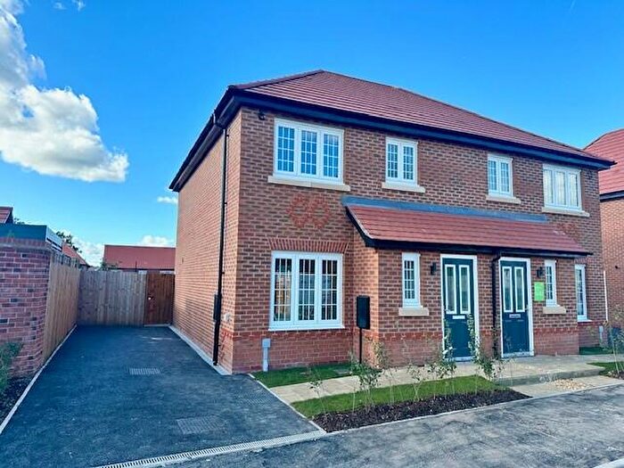 3 Bedroom House To Rent In Hurcomb Way, CW1